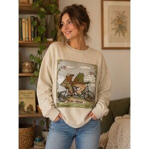 Frog and Toad Together Tapestry Graphic Sweatshirt Tan Crewneck Arnold Lobel M